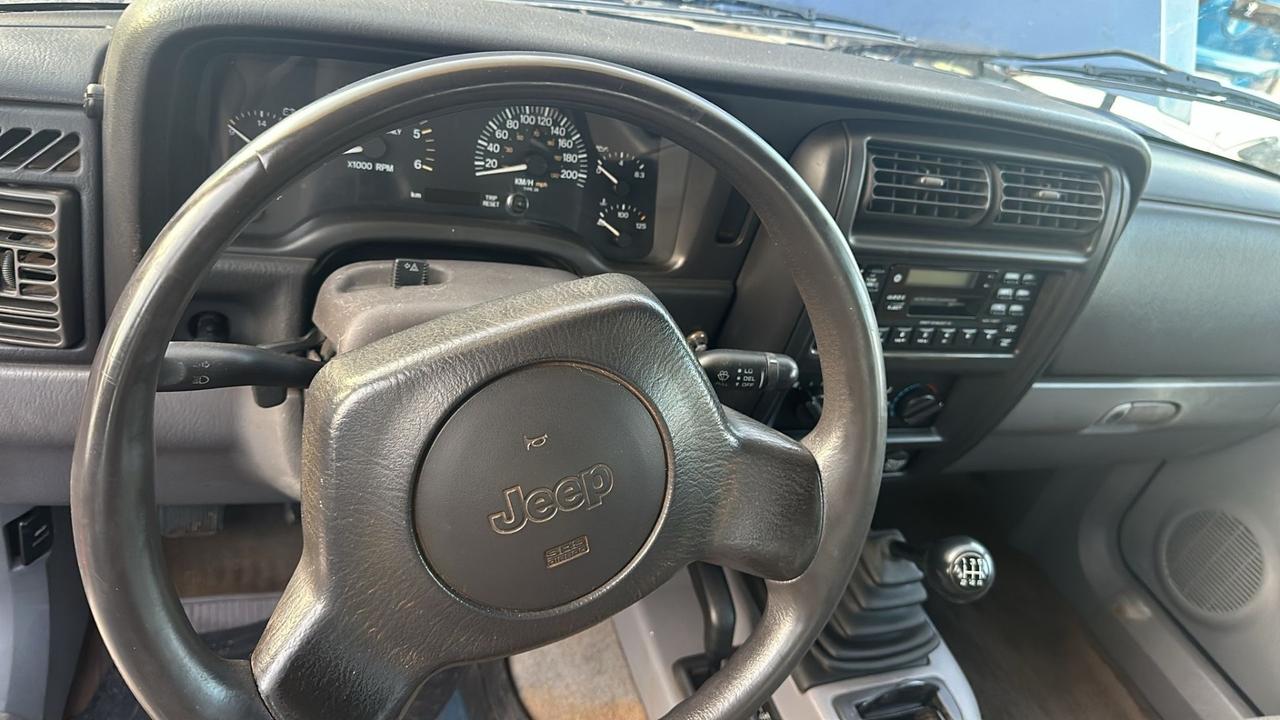 Jeep Cherokee 2.5 TD 5 porte Command-Trac jamboree