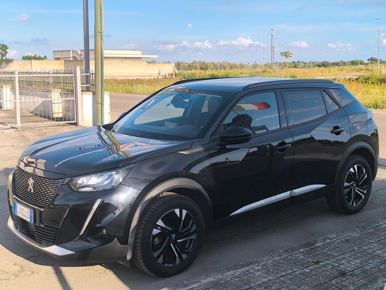 PEUGEOT 2008 ALLURE PACK 1.5 HDI 04/2022 LED/NAV/ SENS. POST/