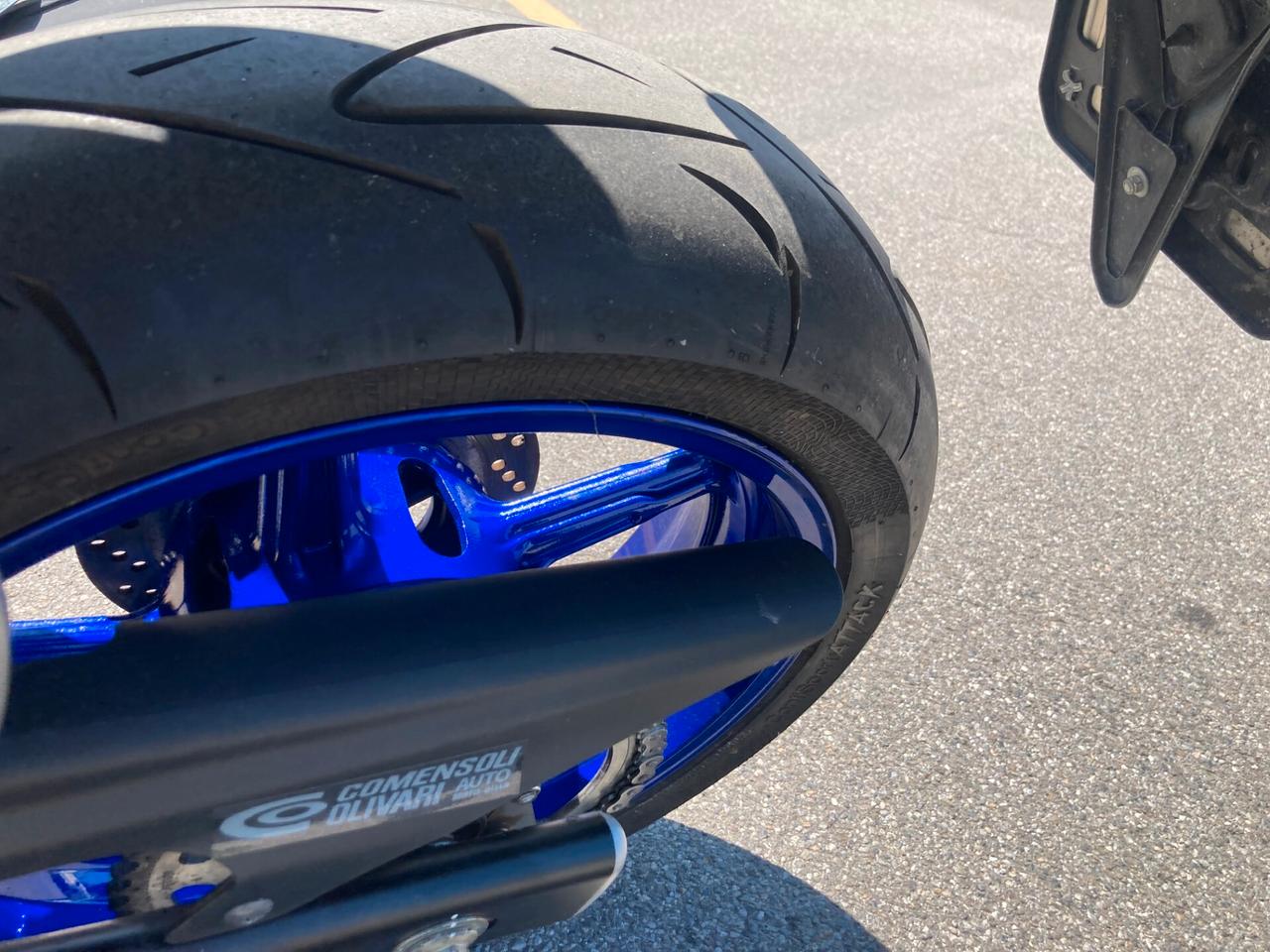 Suzuki Gladius sport