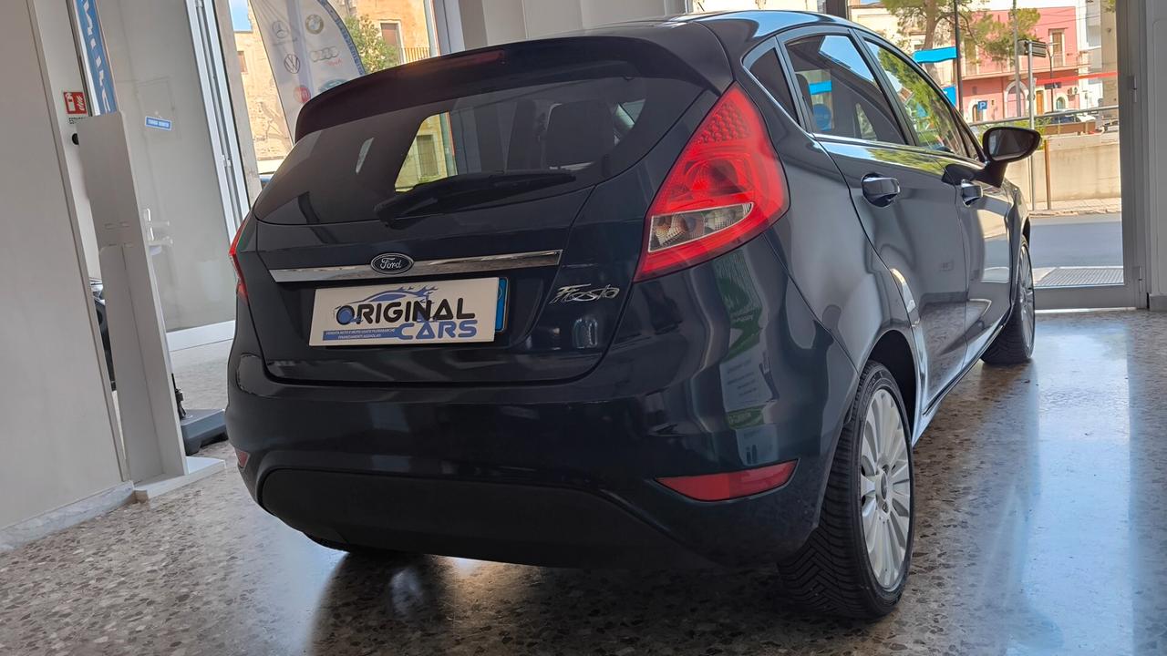 Ford Fiesta 1.4 5 porte Bz.- GPL Titanium