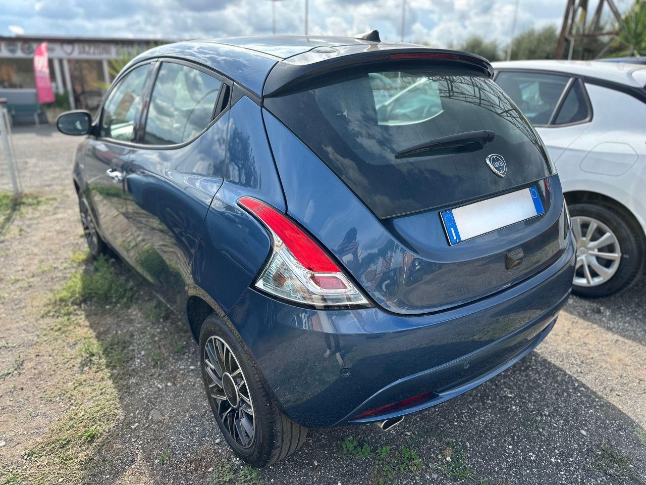 LANCIA Ypsilon III 2021 - Ypsilon 1.0 firefly hybrid Platino s&s 70cv