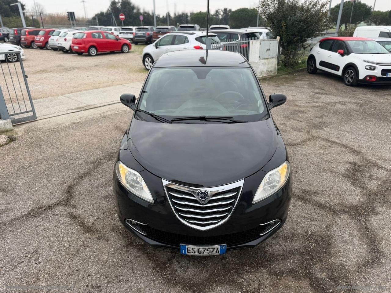 LANCIA Ypsilon 0.9 T.Air 85CV 5p. Met.Ec. Gold