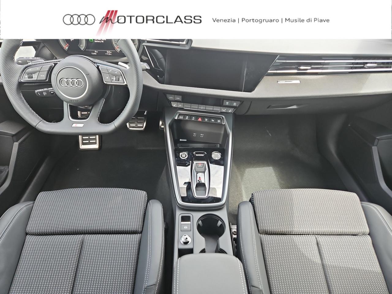 Audi A3 allstreet 30 2.0 tdi identity contrast s tronic