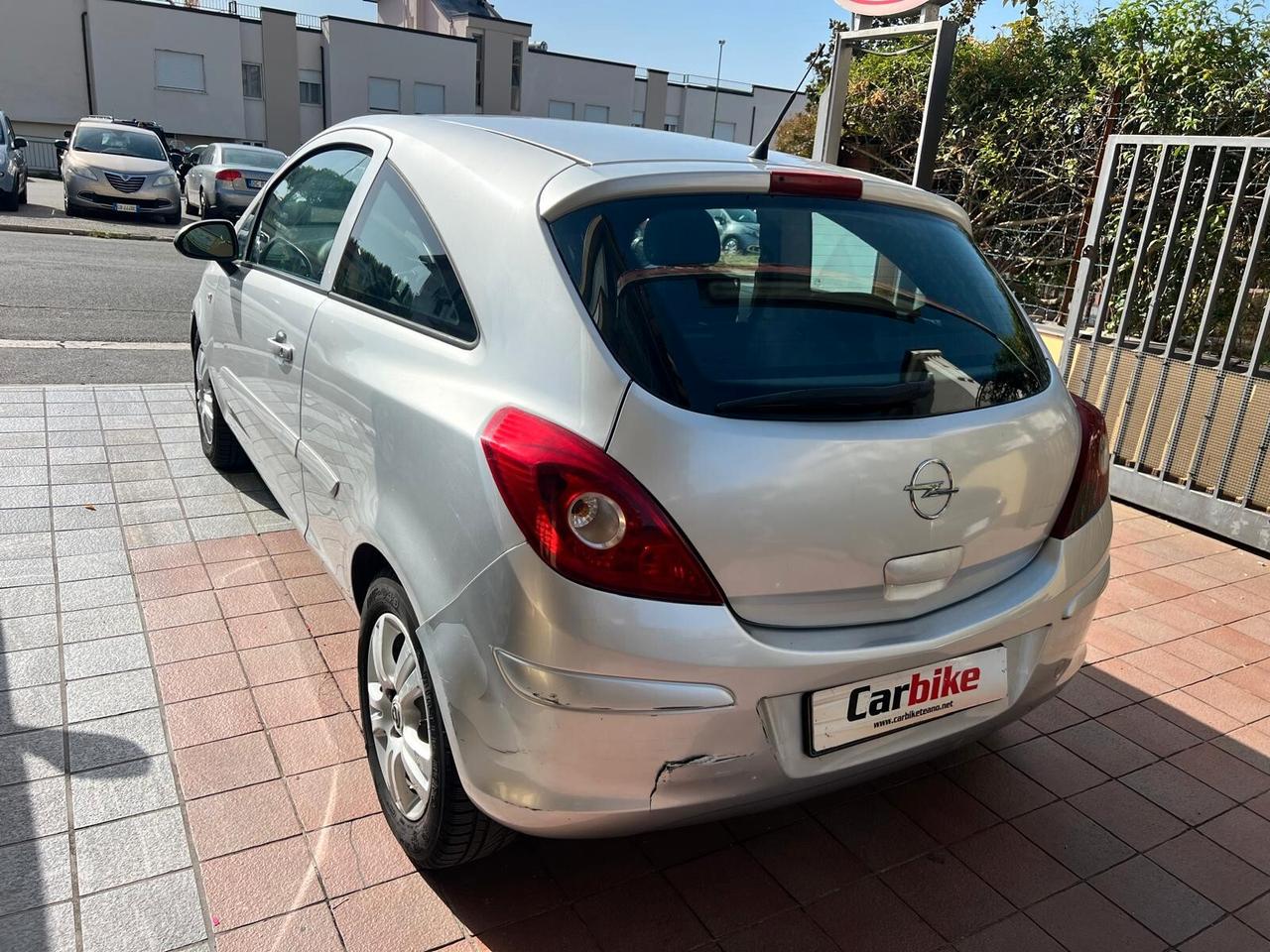 Opel Corsa 1.0 12V 3 porte Club