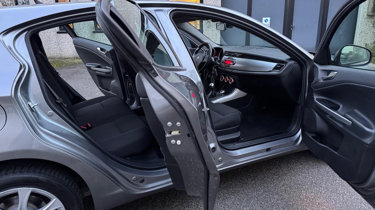 Alfa Romeo Giulietta 1.4 Turbo 120 CV Distinctive