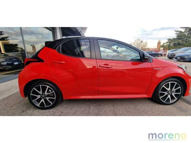 Toyota Yaris 1.5 hybrid Premiere