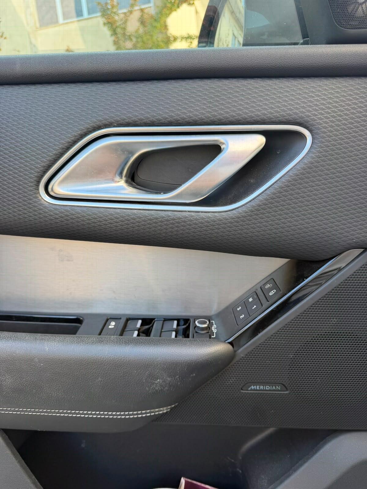 Land Rover Range Velar 2.0D I4 240 CV R-Dynamic