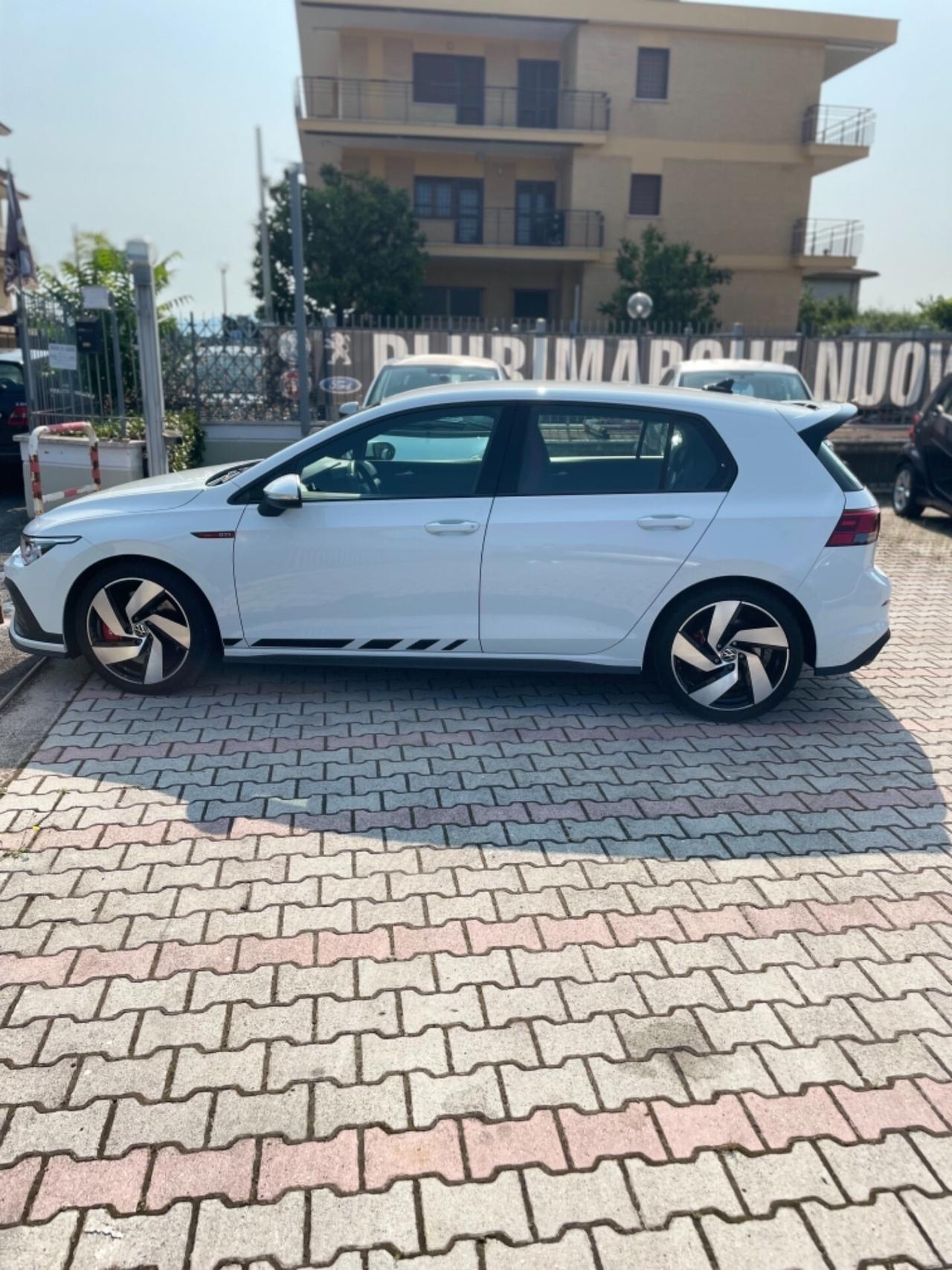 Volkswagen Golf GTI ClubSport 300 Cv