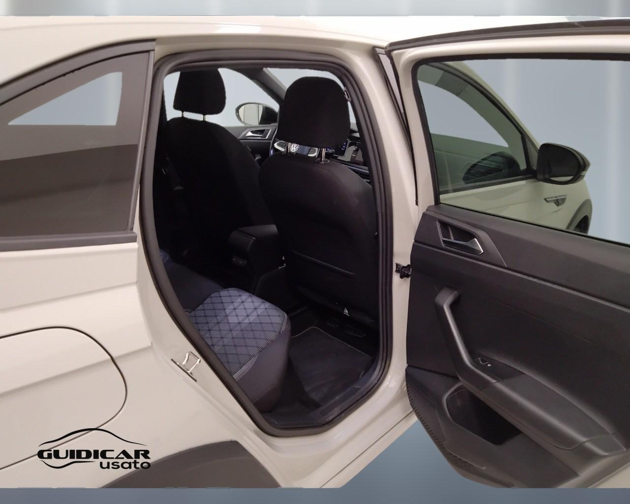 VOLKSWAGEN Taigo - Taigo 1.0 tsi R-Line 110cv dsg
