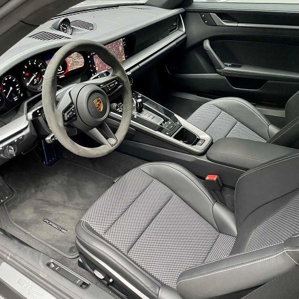Porsche 911 Coupe 3.0 Carrera S auto
