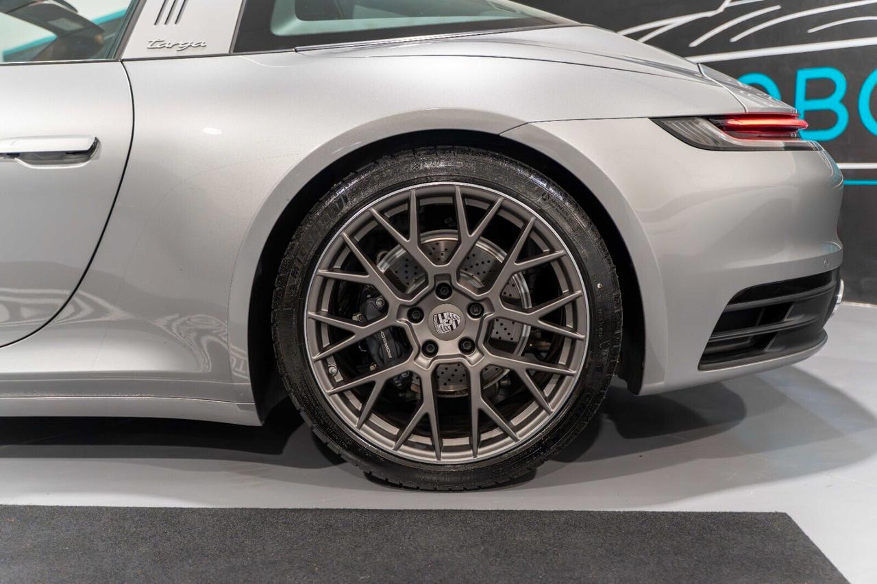 Porsche 911 992 Targa 4 SPORTDESIGN/CHRONO/SCARICHI