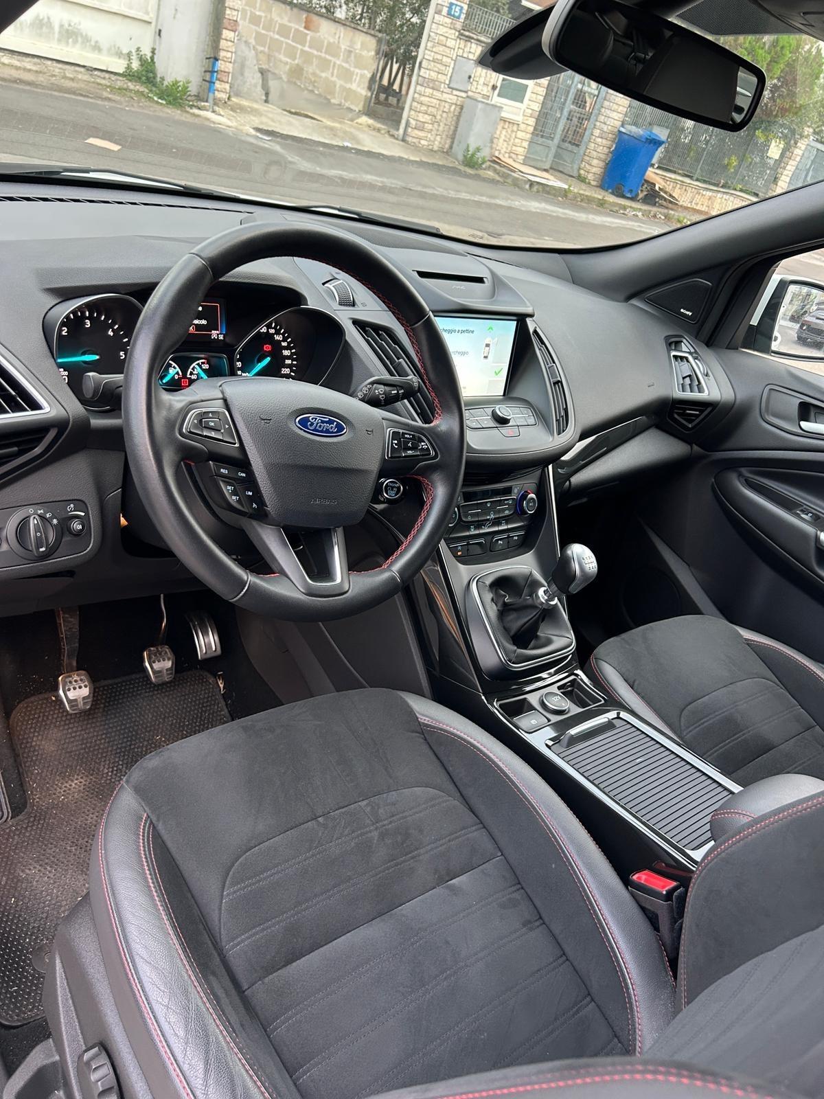 Ford Kuga 1.5 TDCI 120 CV ST-Line-2018