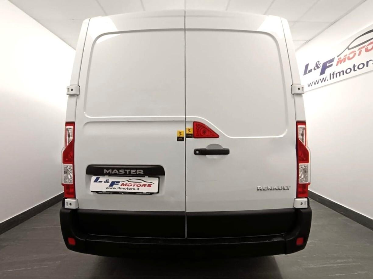 RENAULT MASTER 2.3 SOLO 48000KM