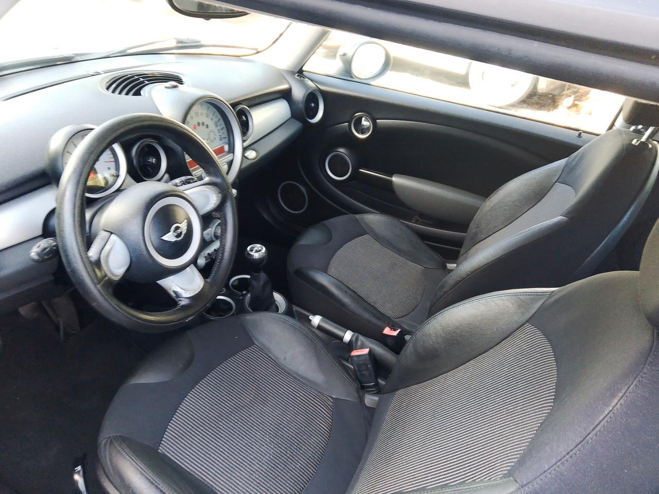 Mini 1.6 16V Cooper D Chili