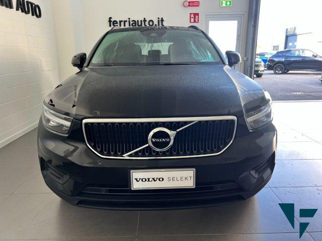 VOLVO XC40 T2 Geartronic Momentum Core