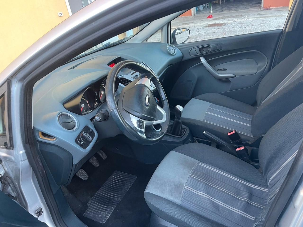 Ford Fiesta 1.4 5 porte Bz.- GPL Titanium