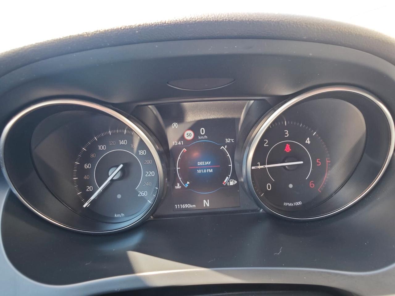 Jaguar E-Pace 2.0D 150 CV AWD aut. R-Dynamic HSE