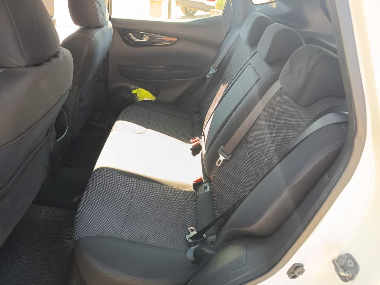 Nissan Qashqai 1.5 dCi Visia