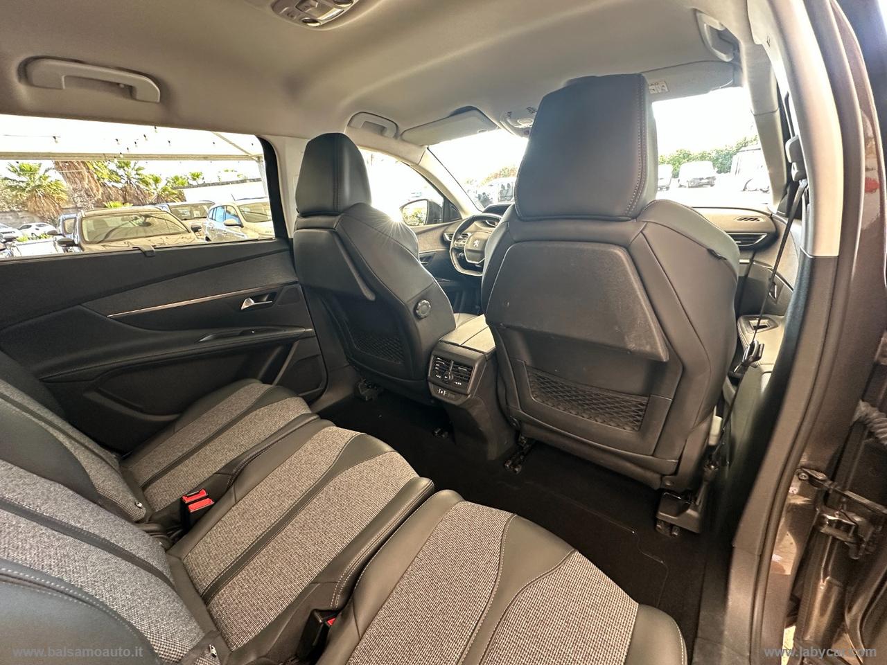 PEUGEOT 5008 BlueHDi 130 S&S EAT8 Allure