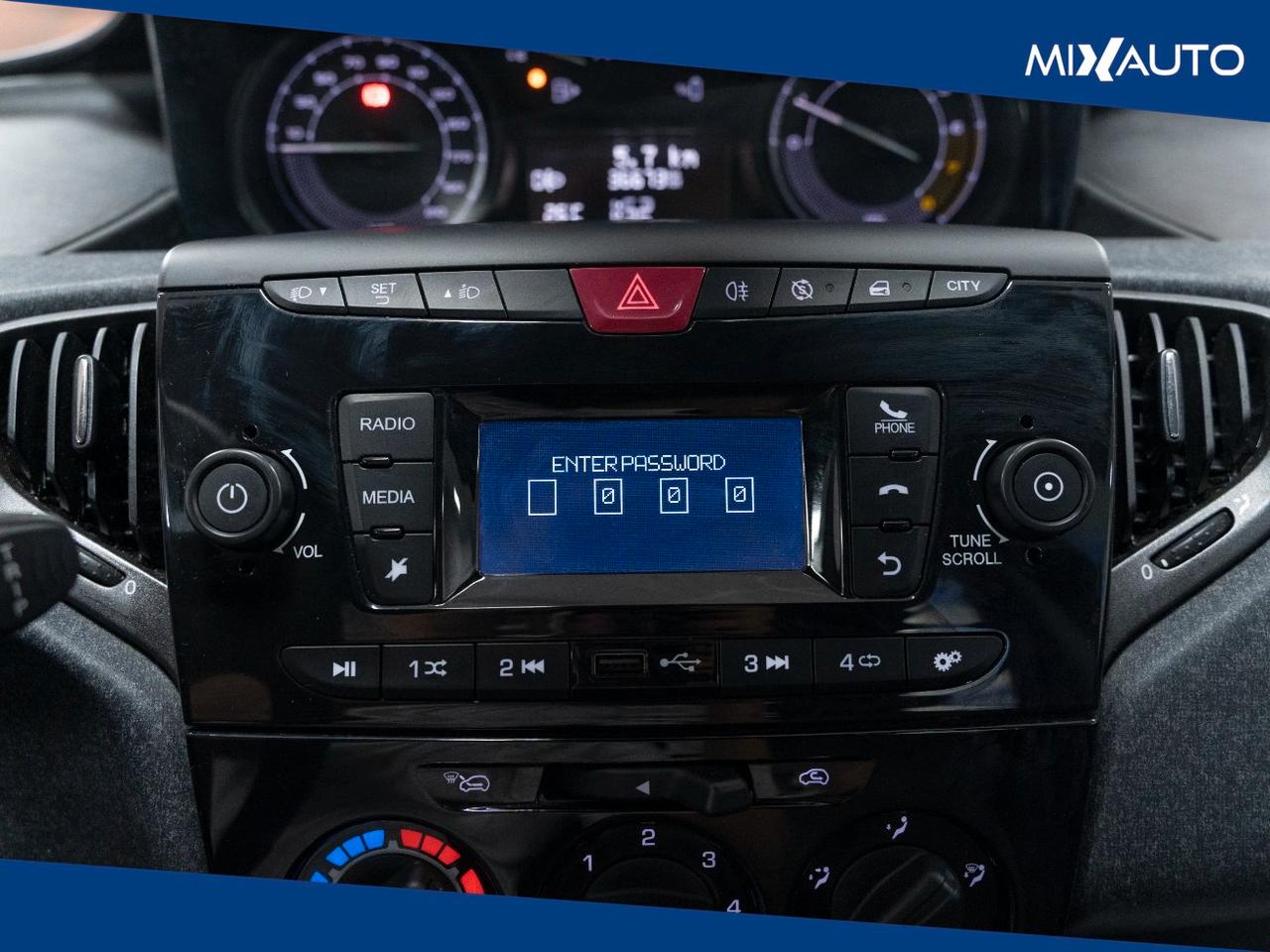 Lancia Ypsilon 1.0 Firefly Hybrid Silver 70CV 5 Porte