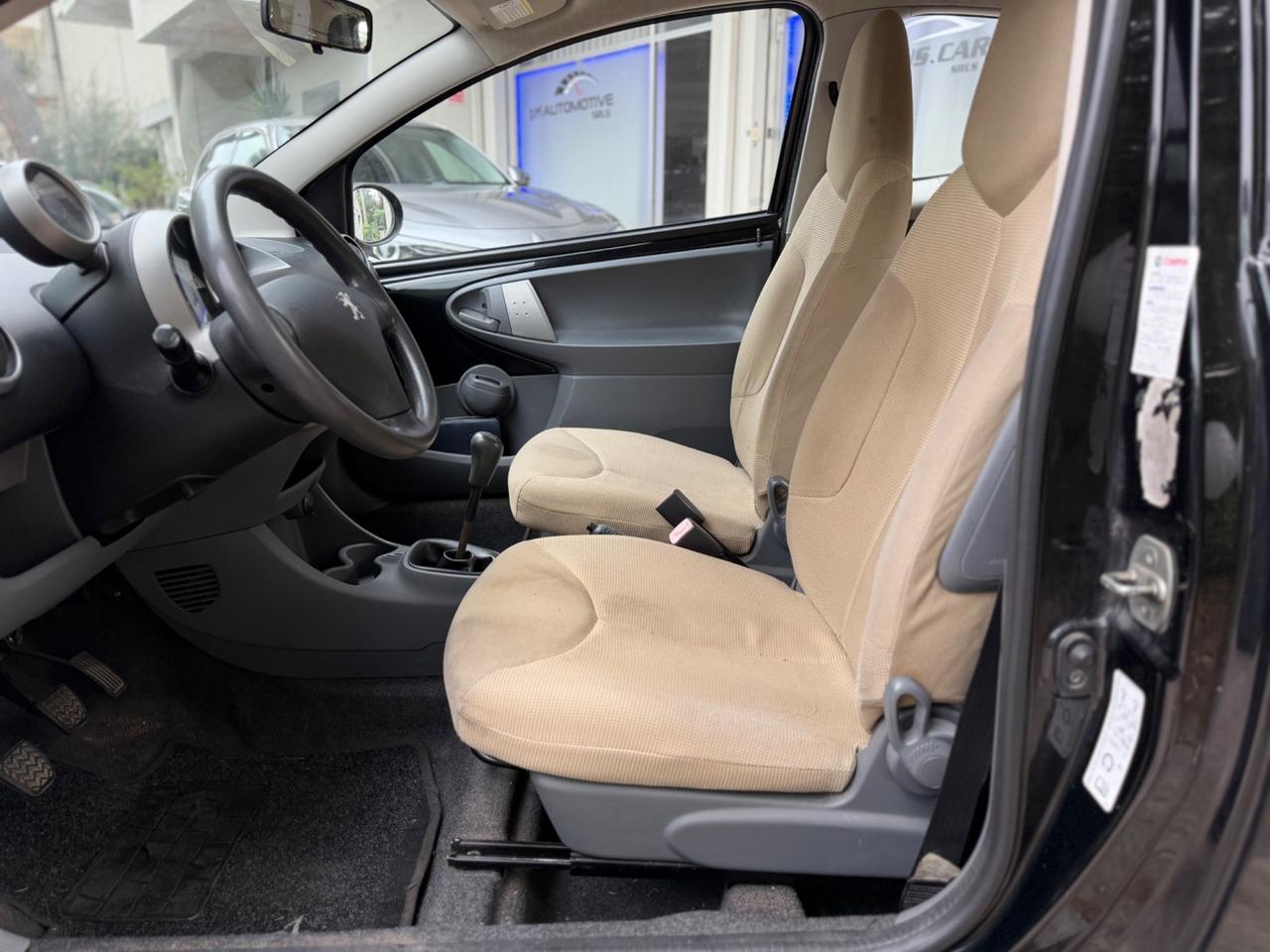 Peugeot 107 1.0 68CV 3p. Plaisir