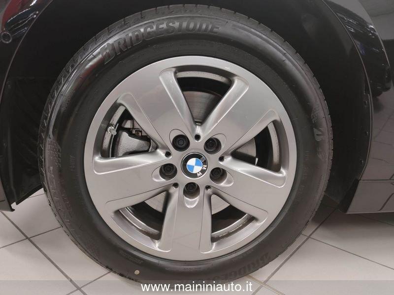 BMW Serie 1 116i 5p. Business Advantage + Car Play "SUPER PROMO"