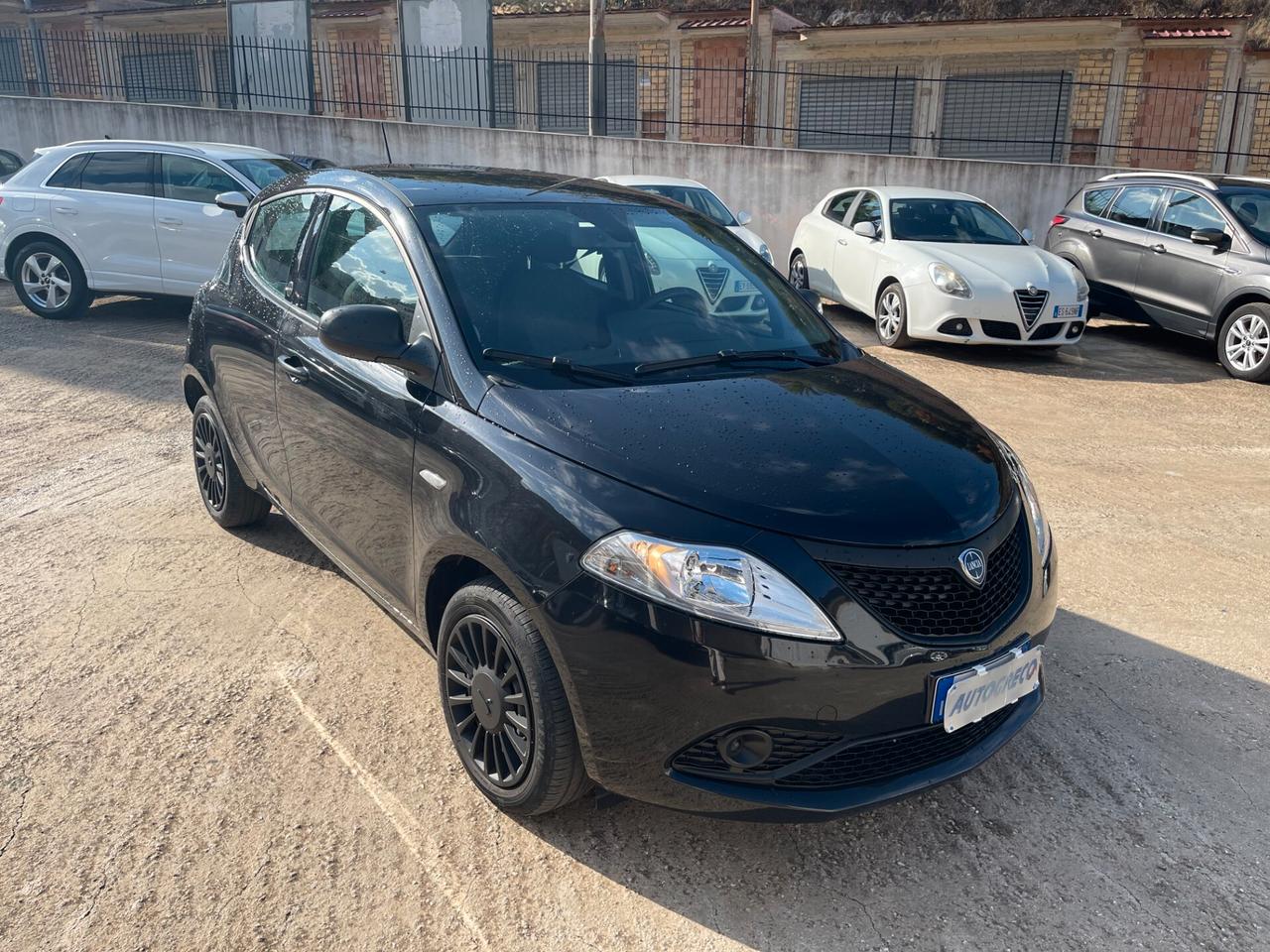 Lancia Ypsilon Lancia Ypsilon 1.0 Hybrid