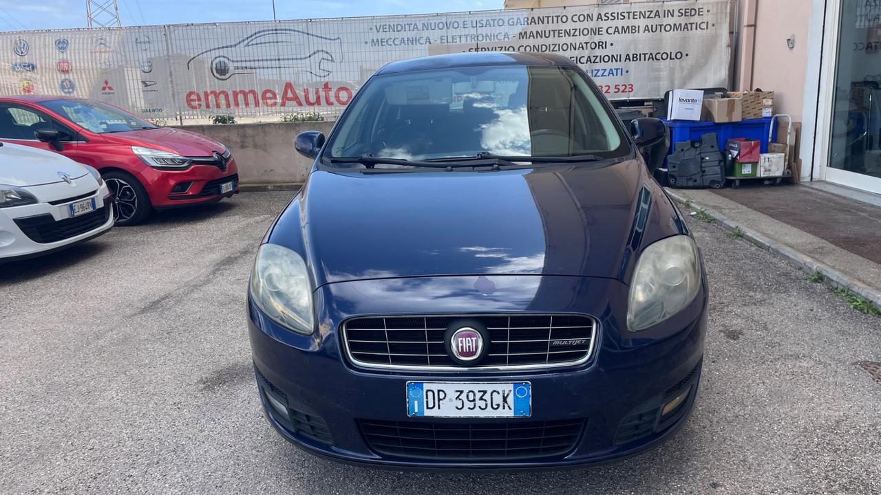 Fiat Croma 1.9 Multijet Emotion