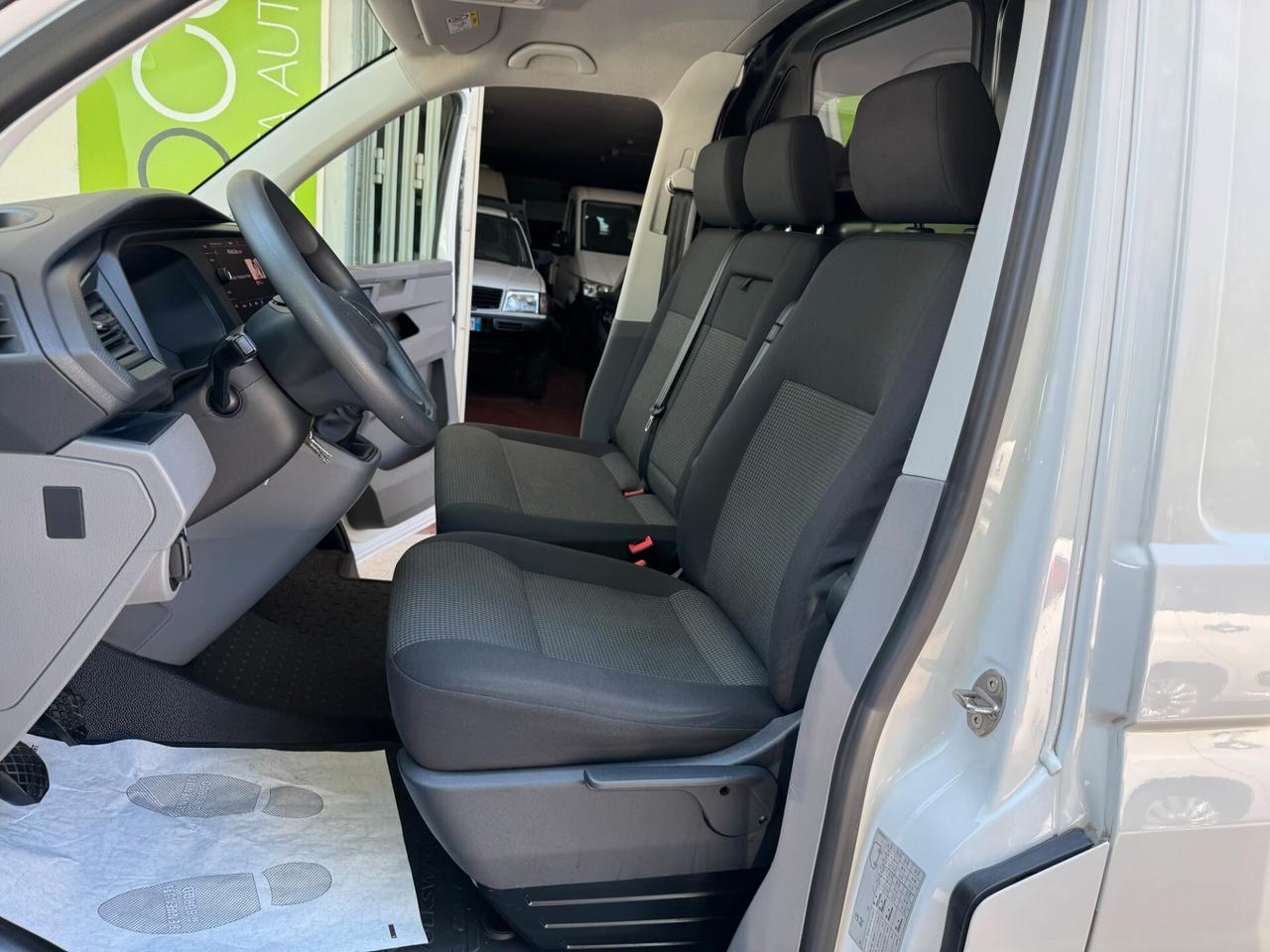 Volkswagen T6.1 Transporter 2.0 TDI UNIPROP GAR24M