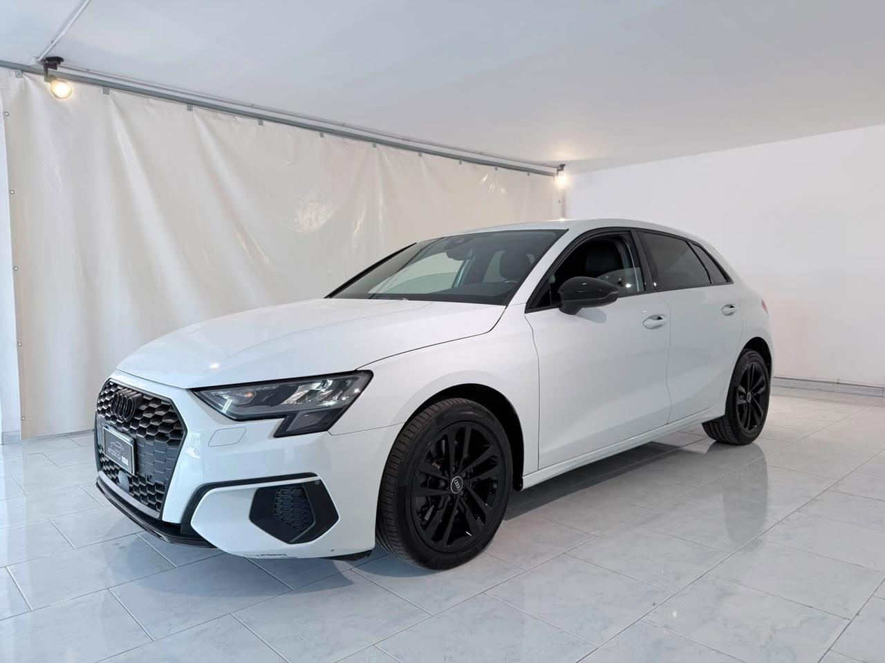 Audi A3 30TDI SPORTBACK 116CV AUTOMATICA