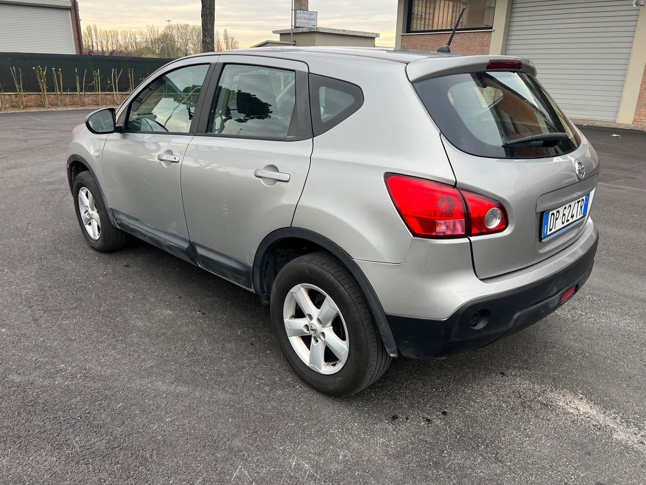Nissan Qashqai 2.0 dCi DPF 4WD Tekna