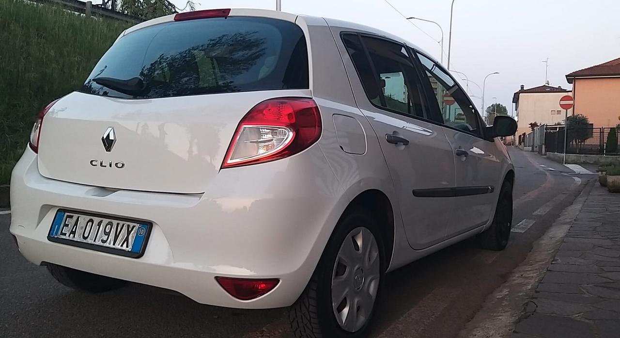 Renault Clio 1.2 16V 5 porte GPL Dynamique