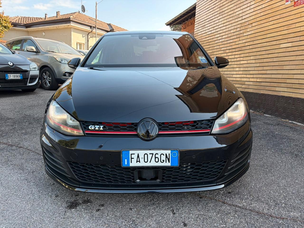 Volkswagen Golf GTI Performance 2.0 TSI DSG 5p. BlueMotion Technology