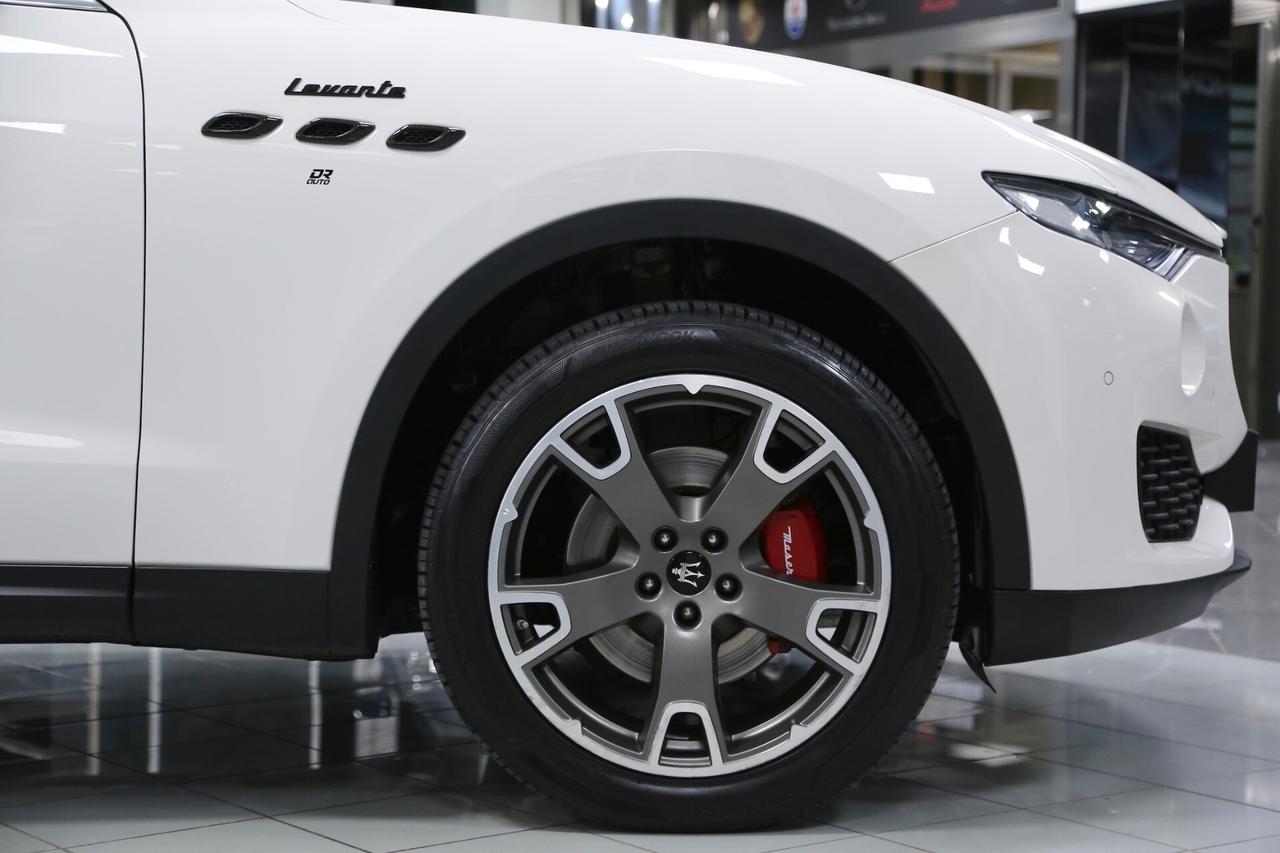 Maserati Levante V6 Diesel 250 cv AWD auto