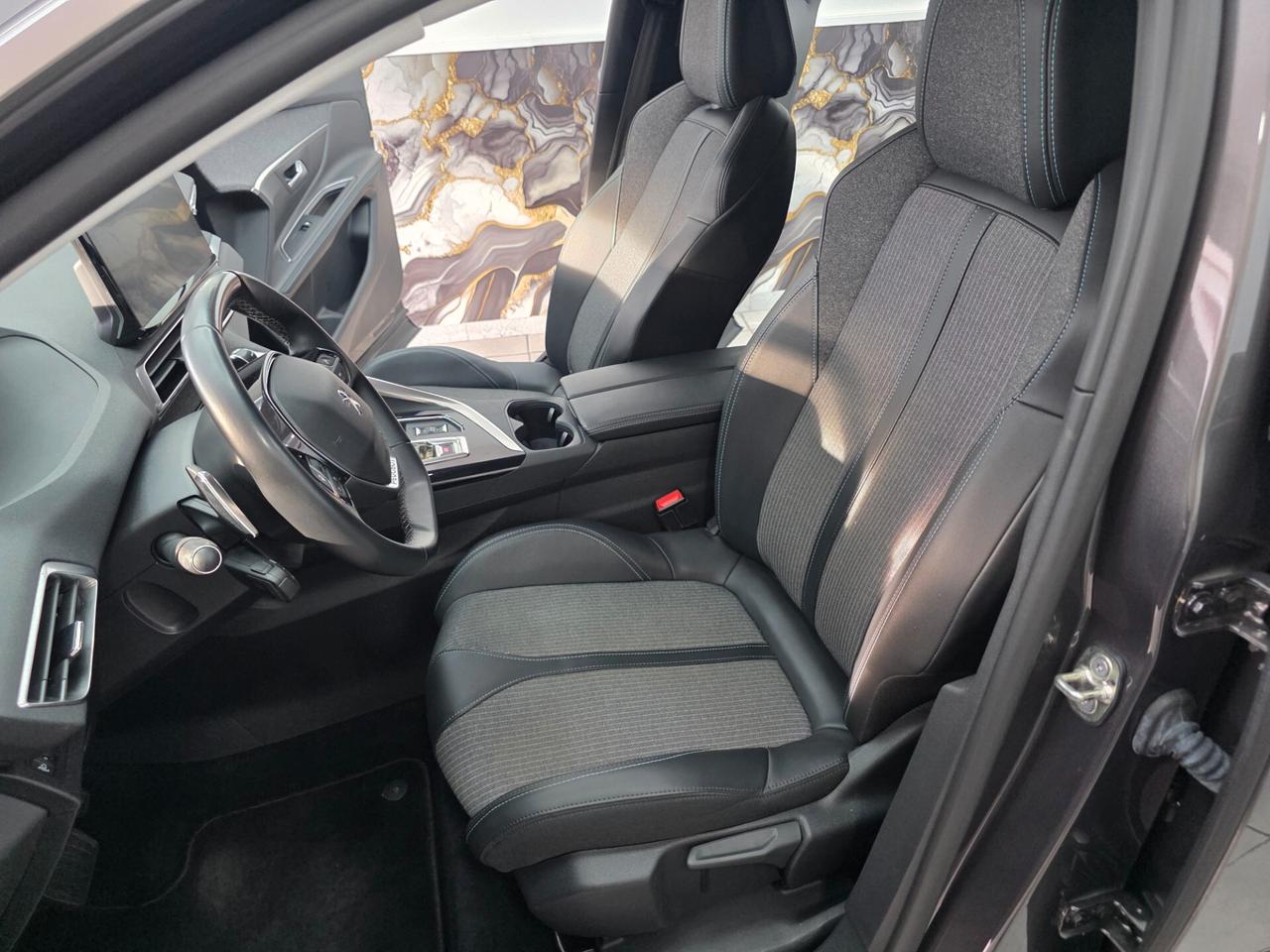 Peugeot 3008 BlueHDi 130 S&S EAT8 Allure Pack