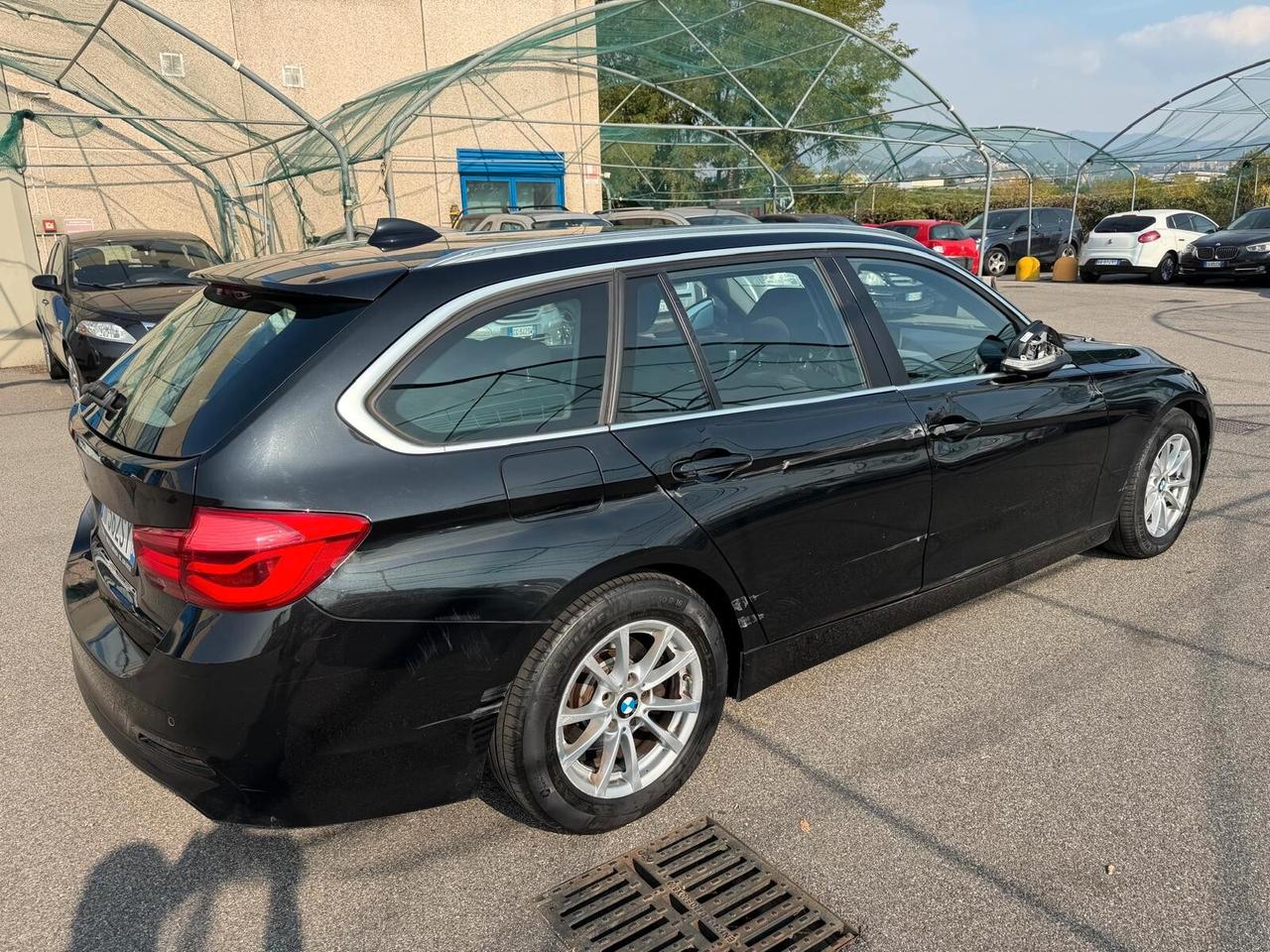 Bmw 318 318d Touring Business Advantage aut.