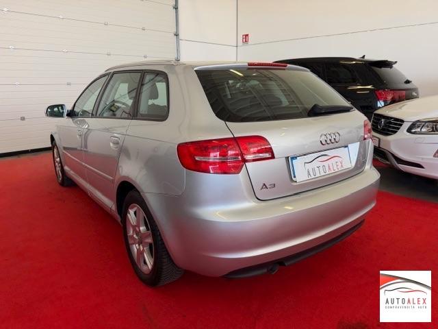 AUDI - A3 Sportback Sportback 1.6 tdi Attraction