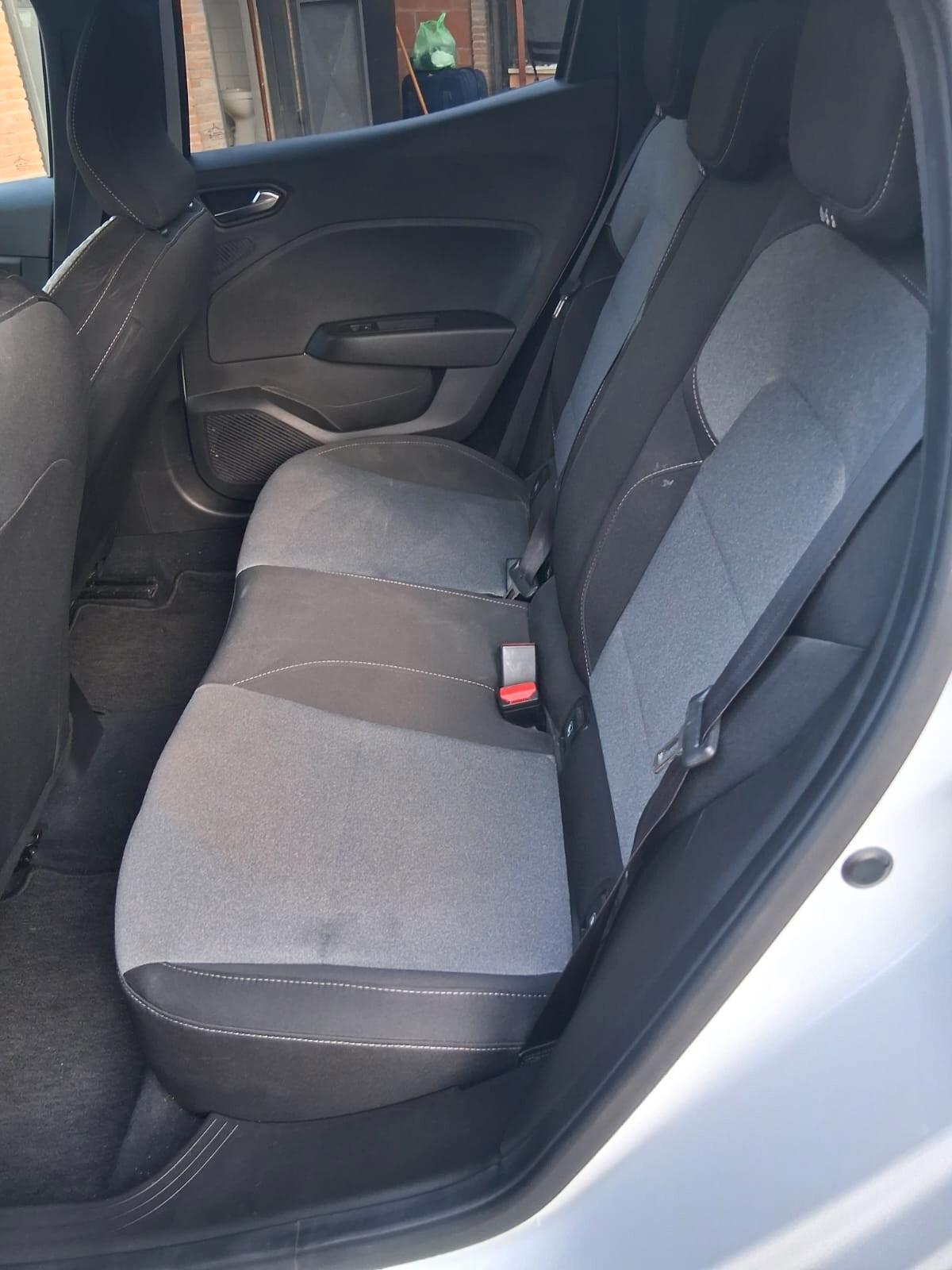 Mitsubishi Colt 1.0L turbo 90 CV Invite