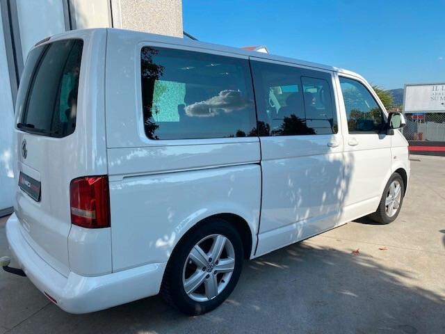 Volkswagen Multivan T5 2.0 bitdi Highline 180cv gancio traino