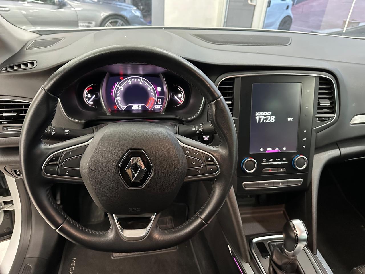 Renault Megane Mégane Sporter TCe 140 CV EDC FAP Duel2