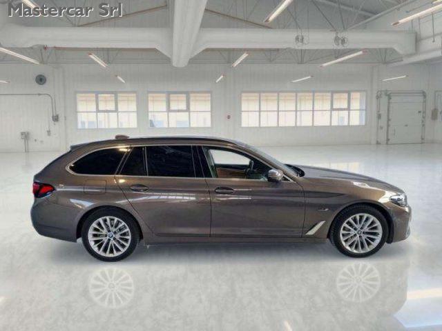 BMW 530 Serie 5 G31 Touring 530e ( PHEV ) Touring xdrive L