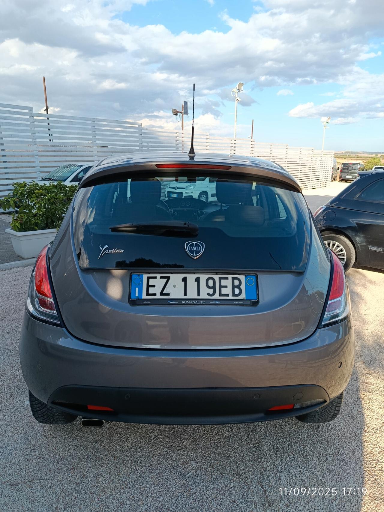 Lancia Ypsilon 1.3 MJT 16V 95 CV 5 porte S&S Gold
