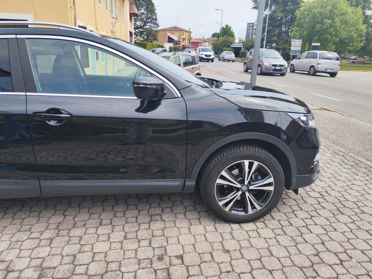 Nissan Qashqai 1.6 dCi 2WD Tekna+