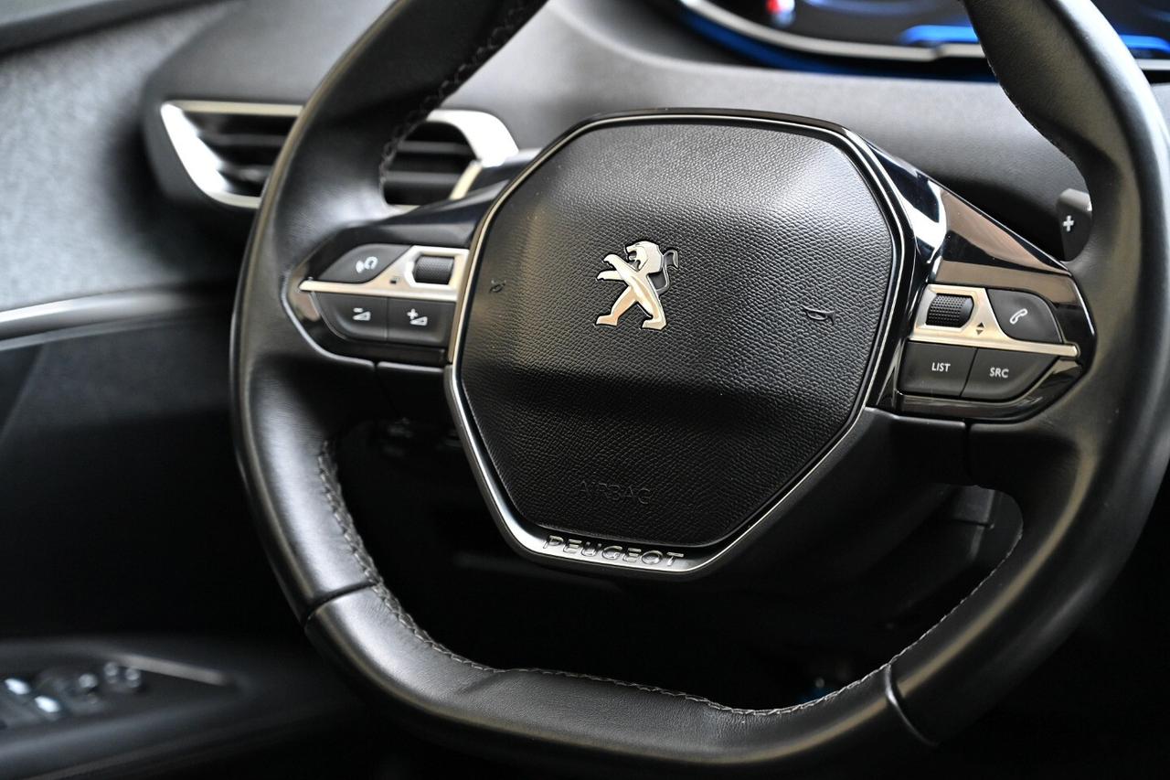 Peugeot 3008 BlueHDi 130 S&S EAT8 Allure