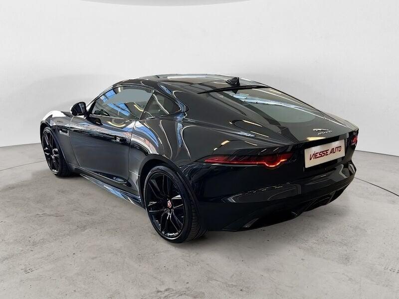 Jaguar F-Type 2.0 i4 300cv auto R-Dynamic