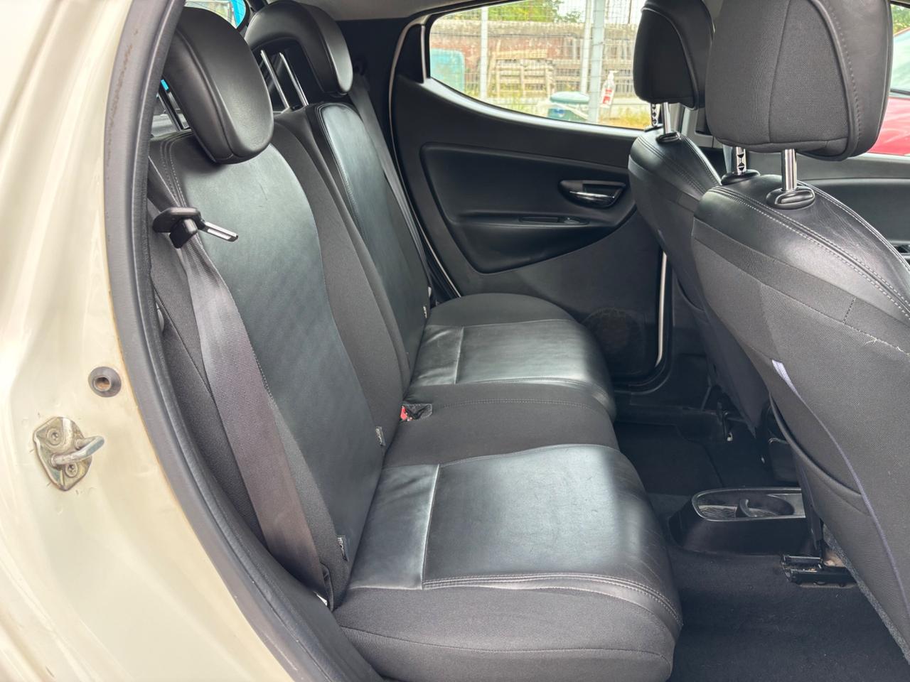Lancia Ypsilon 1.3 MJT 16V 95 CV 5 porte S&S Platinum