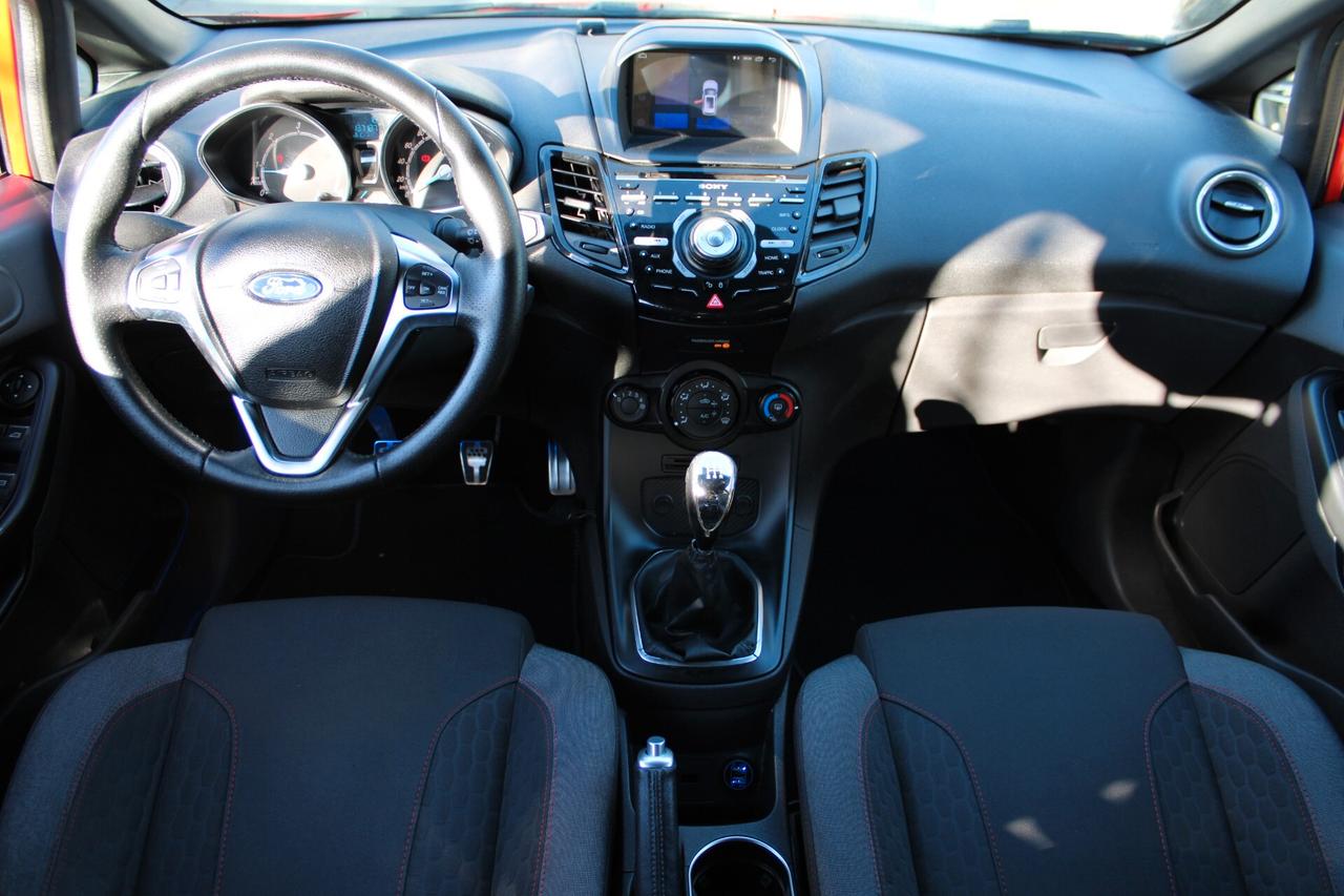 Ford Fiesta 1.5 TDCi 95CV 5 porte ST-Line