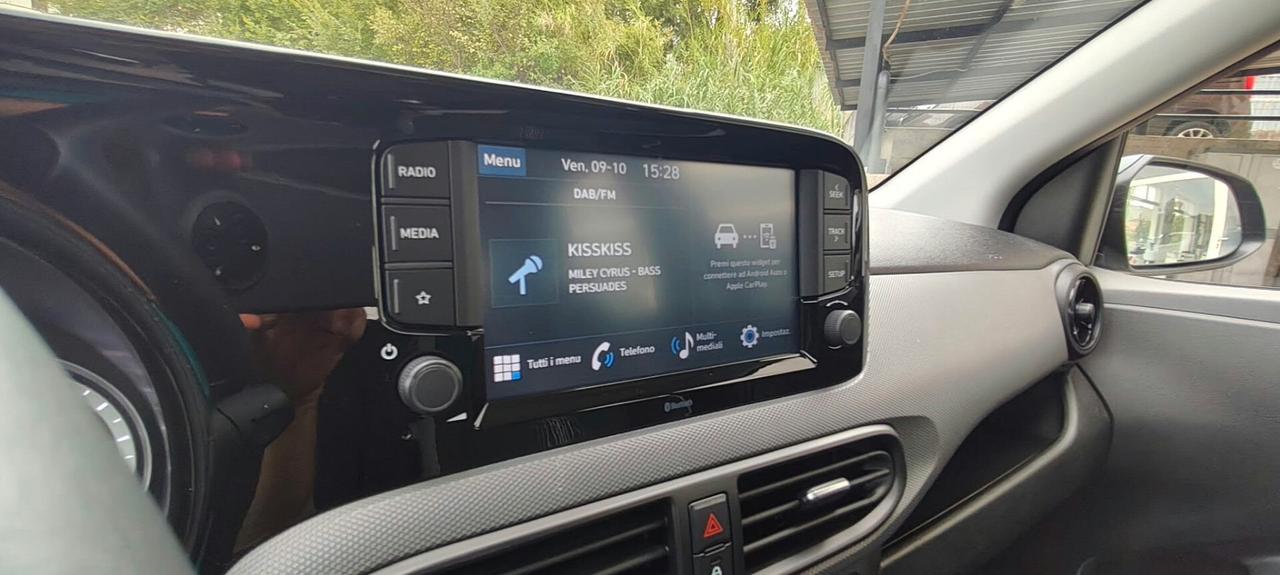 Hyundai i10 1.0 MPI Tech "SOLO 19.000 KM"