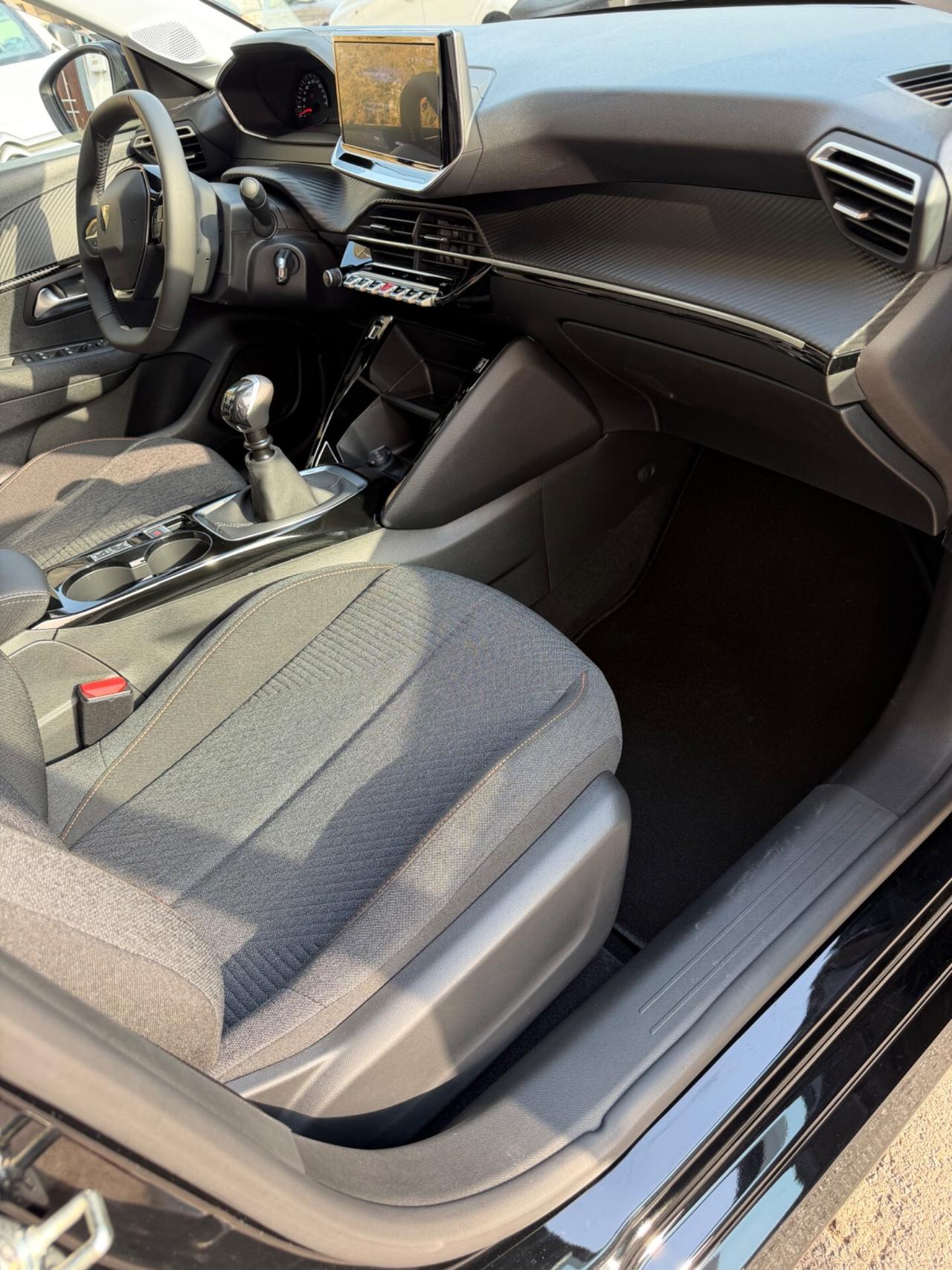 Peugeot 208 Hybrid 110 e-DCS6 Allure