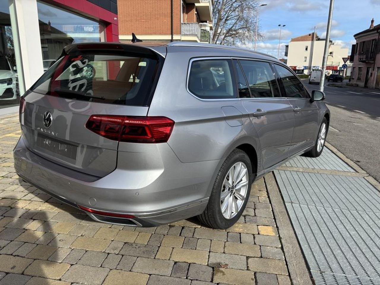 Volkswagen Passat Variant 2.0 TDI SCR 122 CV EVO DSG Business NAVI-FULL LED